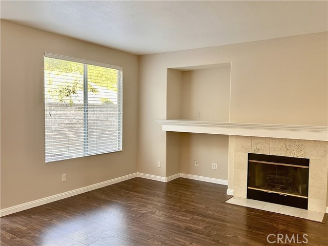 Detail Gallery Image 5 of 15 For 3152 Tecopa Springs Lane, Simi Valley,  CA 93063 - 4 Beds | 2/1 Baths