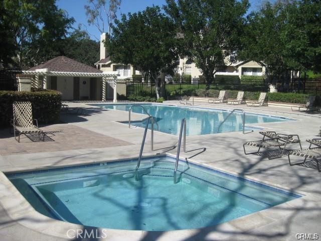 Image 8 of 9 For 20033 Shamrock