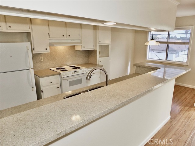 Detail Gallery Image 9 of 39 For 420 Redondo Ave #209,  Long Beach,  CA 90814 - 1 Beds | 1 Baths