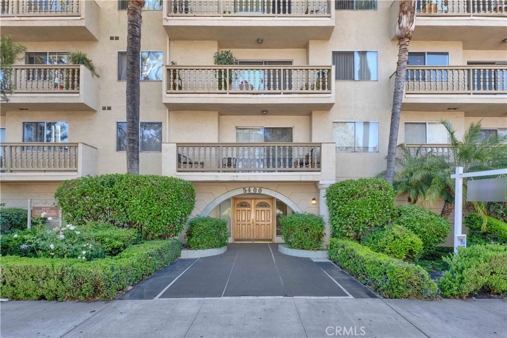 5400 Lindley Avenue #117