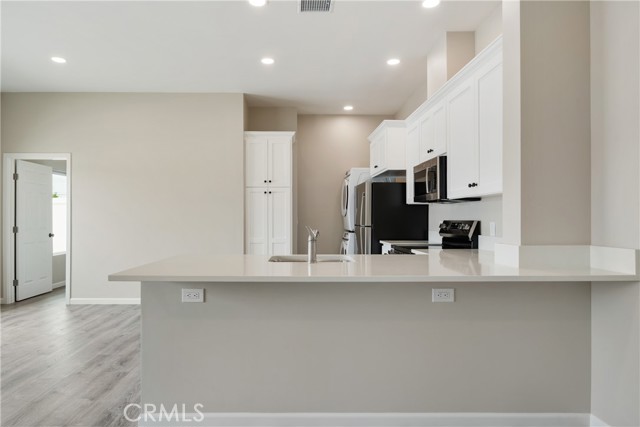 1734 E Ruddock Street, Covina CA: https://media.crmls.org/medias/a7af0a6e-18fd-4a24-8495-d99efbbbb3e3.jpg