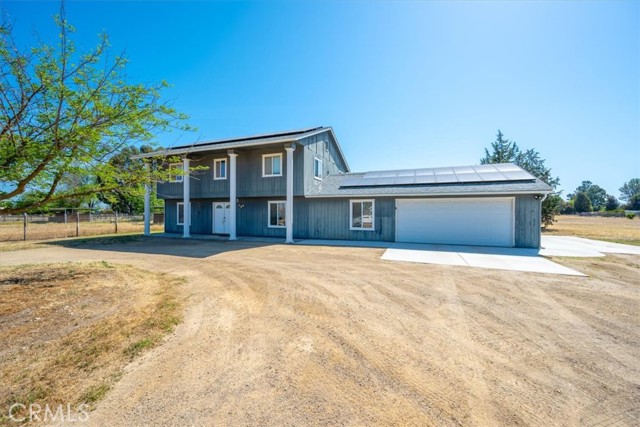 Detail Gallery Image 1 of 33 For 5640 Whispering Oak Way, Paso Robles,  CA 93446 - 4 Beds | 3 Baths