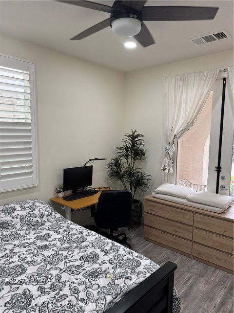 526 W Tribella Court, Santa Ana CA: https://media.crmls.org/medias/a7af1fd4-c8ad-405b-976a-682f56036be2.jpg
