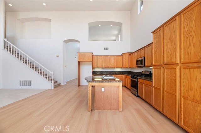 Detail Gallery Image 12 of 41 For 39336 Wentworth St, Murrieta,  CA 92563 - 4 Beds | 2/1 Baths