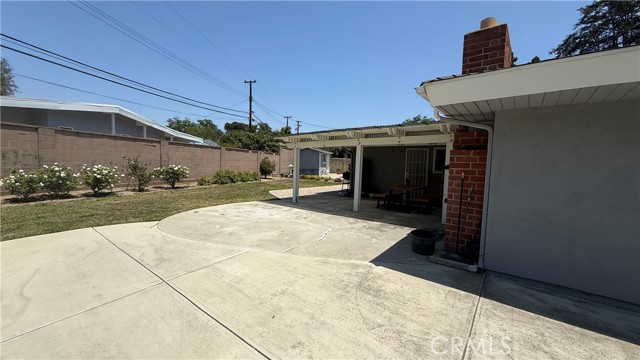 Image 4 of 17 For 1719 Central Avenue
