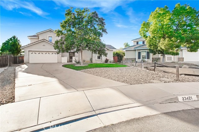 Detail Gallery Image 5 of 26 For 23421 Fern Pl, Murrieta,  CA 92562 - 5 Beds | 3/1 Baths