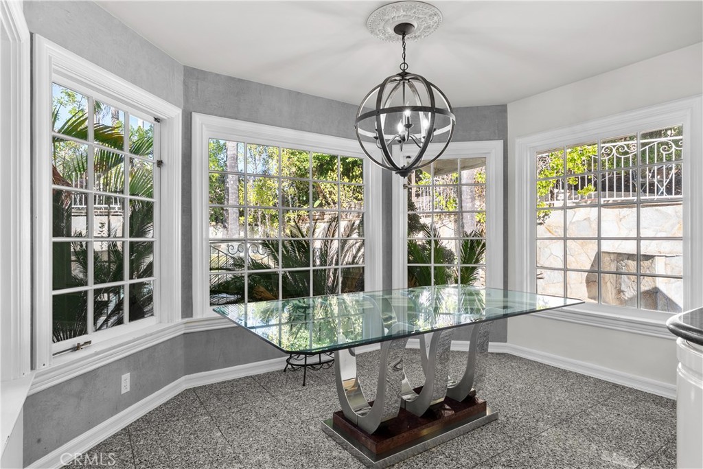 MLS #SR25241192 image #9