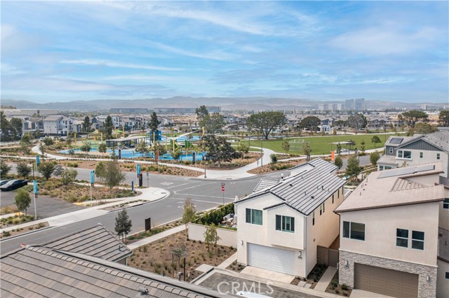 232 Junco, Irvine CA: https://media.crmls.org/medias/a7b3a5c5-46ea-4e71-abcb-7bcc12f36000.jpg