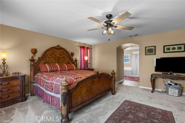 30444 Hidden Valley Court, Castaic CA: https://media.crmls.org/medias/a7b3e63b-8293-4ce5-9242-adc8c31555ab.jpg
