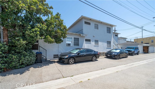 310 Cornell Drive, Burbank CA: https://media.crmls.org/medias/a7b4bdee-0bec-46c3-9172-57a00bec3fde.jpg