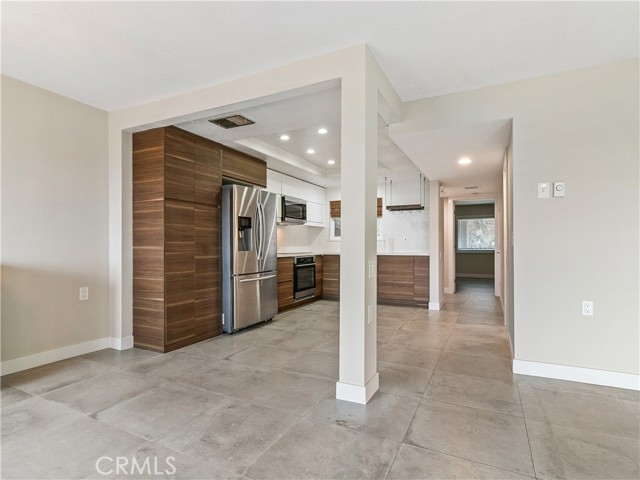 4026 Calle Sonora Este, Laguna Woods CA: https://media.crmls.org/medias/a7b4c246-e829-4dcc-af90-7a87baee8303.jpg
