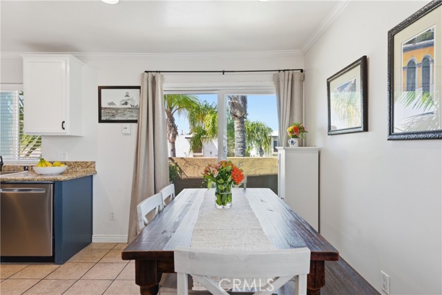 Detail Gallery Image 8 of 28 For 3661 43rd #4,  San Diego,  CA 92105 - 3 Beds | 2 Baths