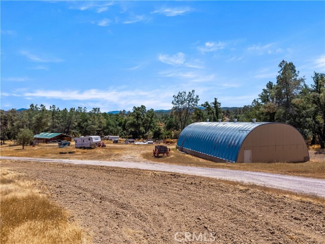 7235 Highland Springs Road, Lakeport CA: https://media.crmls.org/medias/a7b55bbd-e33e-458f-a2bb-559ea4dbfa73.jpg