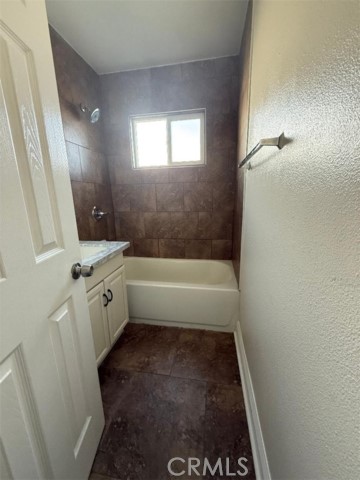 Detail Gallery Image 11 of 14 For 8849 Colorado Ave, Riverside,  CA 92503 - 3 Beds | 2/1 Baths