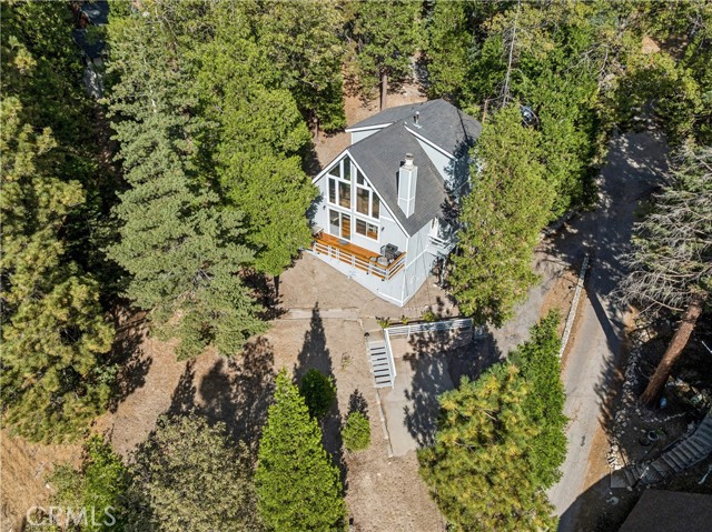 401 Grass Valley, Lake Arrowhead, CA 92352