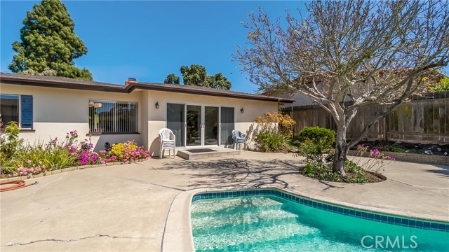 26633 Shorewood Road, Rancho Palos Verdes, California 90275, 4 Bedrooms Bedrooms, ,2 BathroomsBathrooms,Residential,Sold,Shorewood,SB22079269