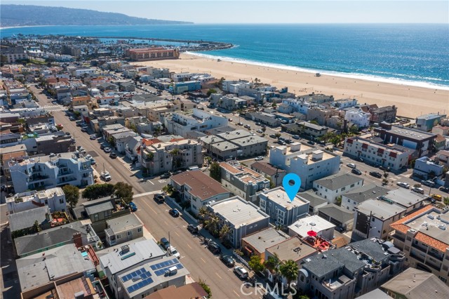 Detail Gallery Image 34 of 36 For 427 Manhattan Ave, Hermosa Beach,  CA 90254 - 2 Beds | 2/1 Baths