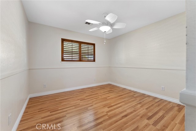 Detail Gallery Image 8 of 17 For 478 Fantasy St, Palmdale,  CA 93551 - 3 Beds | 2 Baths