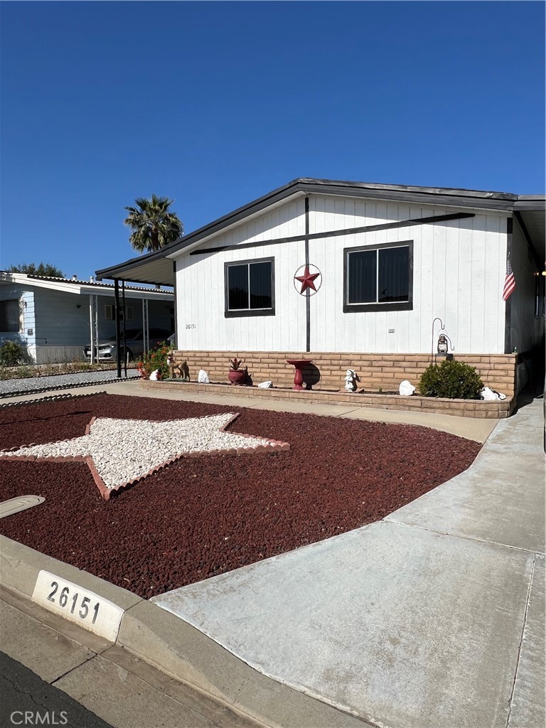 26151 Kentia Palm Drive