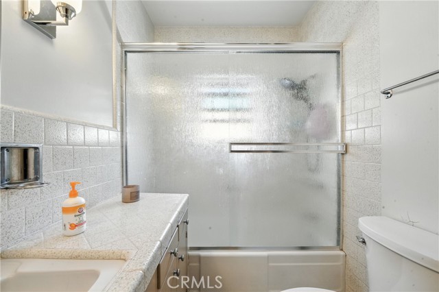 265 W Pershing Court, Covina CA: https://media.crmls.org/medias/a7b6b5ed-edd6-4050-85b0-82eaa6bb8b41.jpg