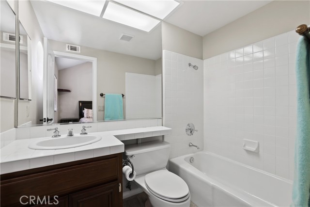 Detail Gallery Image 27 of 63 For 22451 Deerbrook, Mission Viejo,  CA 92692 - 4 Beds | 4/1 Baths