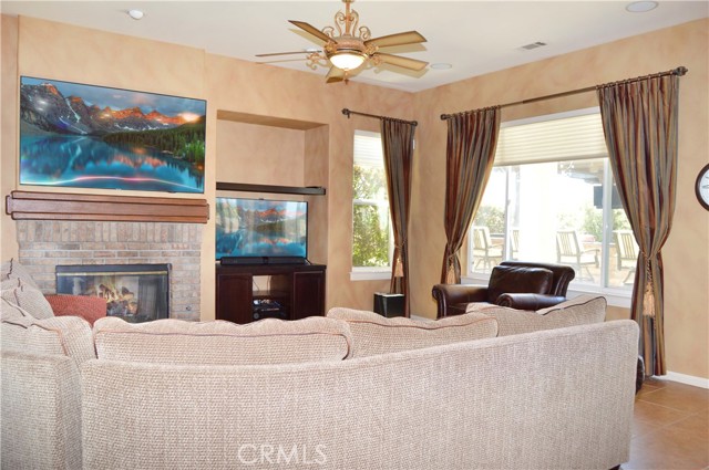 Detail Gallery Image 25 of 75 For 13622 Canyon Crest Rd, Yucaipa,  CA 92399 - 5 Beds | 3 Baths