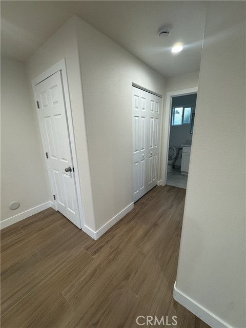 Detail Gallery Image 6 of 12 For 11624 208th, Lakewood,  CA 90715 - 3 Beds | 2 Baths