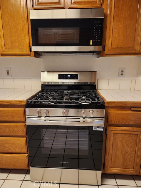 Detail Gallery Image 9 of 22 For 7545 Calais Ct, Rancho Cucamonga,  CA 91730 - 3 Beds | 2 Baths