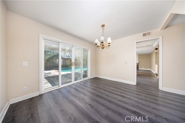 29 Farragut, Irvine CA: https://media.crmls.org/medias/a7b86fc0-b4e9-4cc1-97de-433e1e8cdb9f.jpg