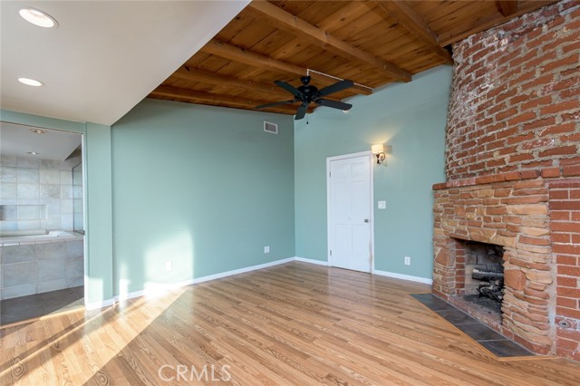 Detail Gallery Image 14 of 48 For 6237 Gyral Dr, Tujunga,  CA 91042 - 2 Beds | 2 Baths