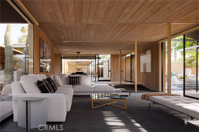 1950 E Desert Palms Drive, Palm Springs CA: https://media.crmls.org/medias/a7b99d40-40b2-492e-86e8-b2e0fd30dc99.jpg