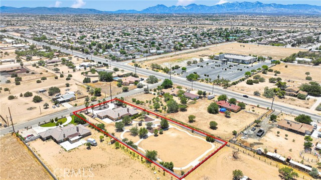 14572 Sultana Street, Hesperia CA: https://media.crmls.org/medias/a7b9f3fd-910d-4752-ae84-6d3daac9e0b6.jpg
