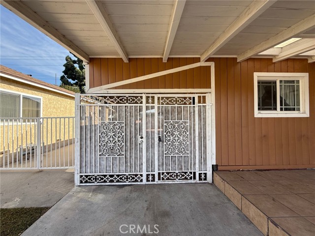 Detail Gallery Image 4 of 22 For 15324 Caulfield Ave, Norwalk,  CA 90650 - 5 Beds | 2 Baths