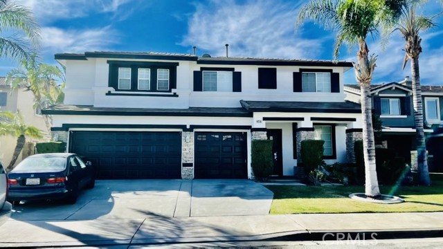 6326 High Cliff Ln, Fontana, CA 92336