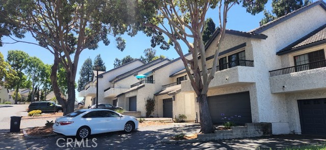 Detail Gallery Image 4 of 7 For 4103 Eucalyptus Ln, Santa Maria,  CA 93455 - 4 Beds | 2/1 Baths