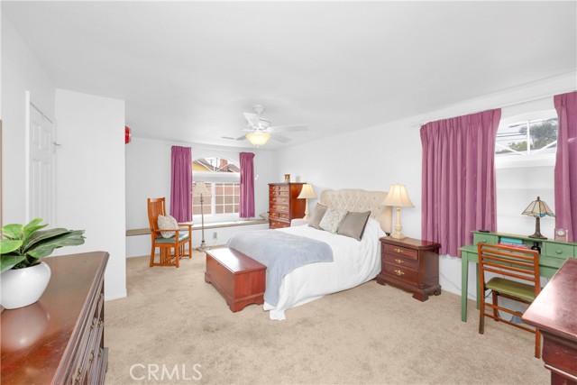 8381 E Hendrie Street, Long Beach CA: https://media.crmls.org/medias/a7baea0e-4627-4edd-b0de-40b2c5eeab9b.jpg