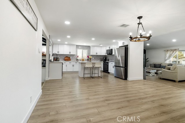 41841 55th W Street, Lancaster CA: https://media.crmls.org/medias/a7bb27fc-3e35-4187-8f37-5714c198dbd4.jpg