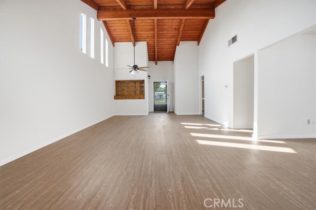 Detail Gallery Image 13 of 57 For 2011 W Katella, Anaheim,  CA 92804 - 2 Beds | 2 Baths