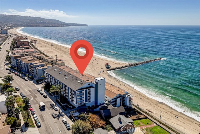 615 Esplanade, Redondo Beach, California 90277, 1 Bedroom Bedrooms, ,1 BathroomBathrooms,Residential,For Sale,Esplanade,SB25238600
