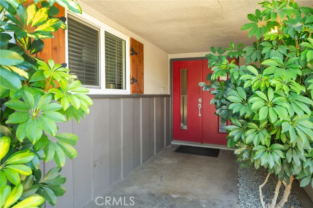 Detail Gallery Image 3 of 32 For 8631 Holly St, Rancho Cucamonga,  CA 91701 - 3 Beds | 2 Baths