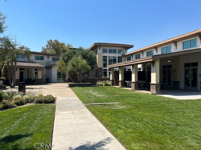 Detail Gallery Image 12 of 13 For 14559 Norfolk Ave, Chino,  CA 91710 - 4 Beds | 3 Baths