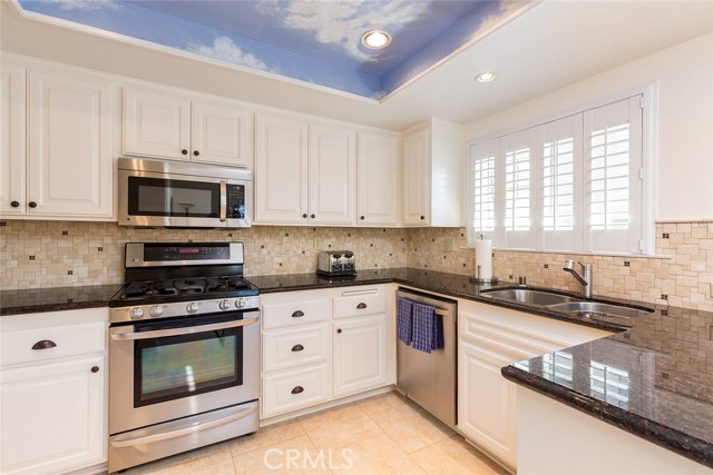 110 Prospect Avenue, Redondo Beach, California 90277, 3 Bedrooms Bedrooms, ,2 BathroomsBathrooms,Residential,Sold,Prospect,SB17007190