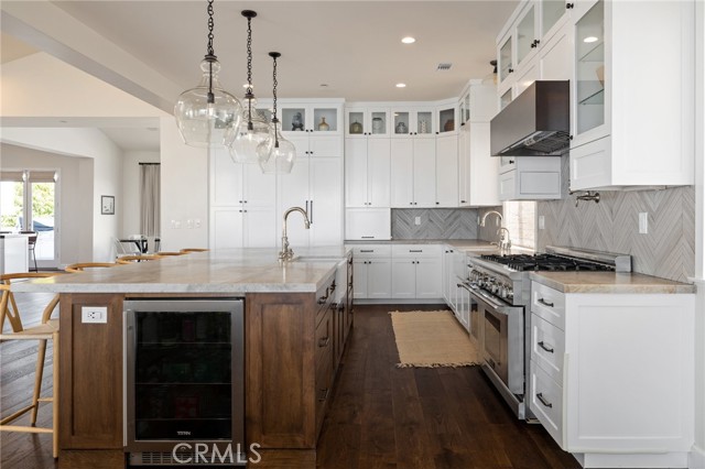 550 Helberta Avenue, Redondo Beach, California 90277, 5 Bedrooms Bedrooms, ,3 BathroomsBathrooms,Residential,Sold,Helberta,SB21204332