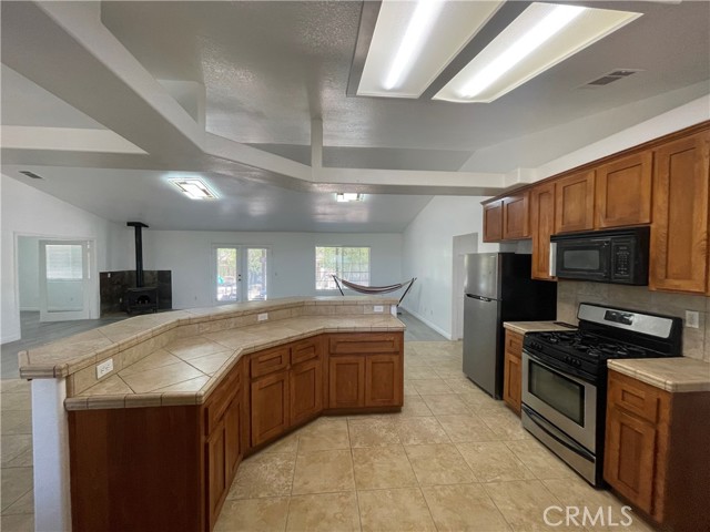 Detail Gallery Image 11 of 32 For 4679 Gorgonio Rd, Phelan,  CA 92371 - 4 Beds | 2 Baths