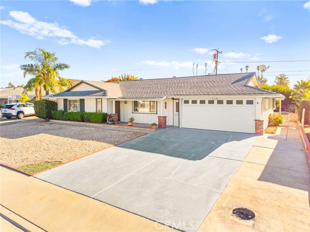 Detail Gallery Image 2 of 50 For 29020 Olympia, Menifee,  CA 92586 - 2 Beds | 2 Baths