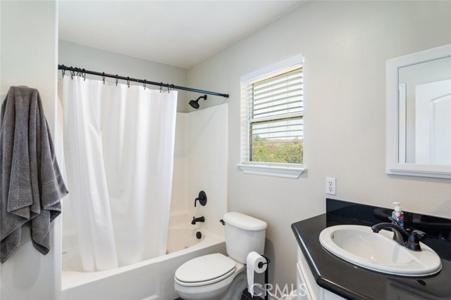 Image 30 of 70 For 41559 Floyd Court