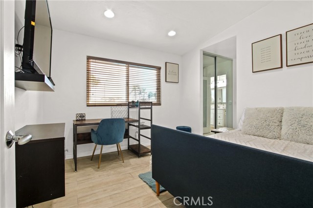 1107 Woodbury Drive, Harbor City CA: https://media.crmls.org/medias/a7be20b7-7697-4039-b0fc-0764adb74a0f.jpg