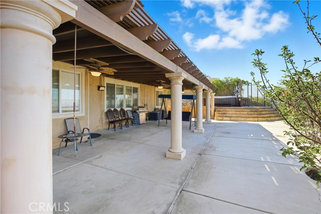 Detail Gallery Image 11 of 26 For 7480 Tioga, Highland,  CA 92346 - 6 Beds | 4/1 Baths