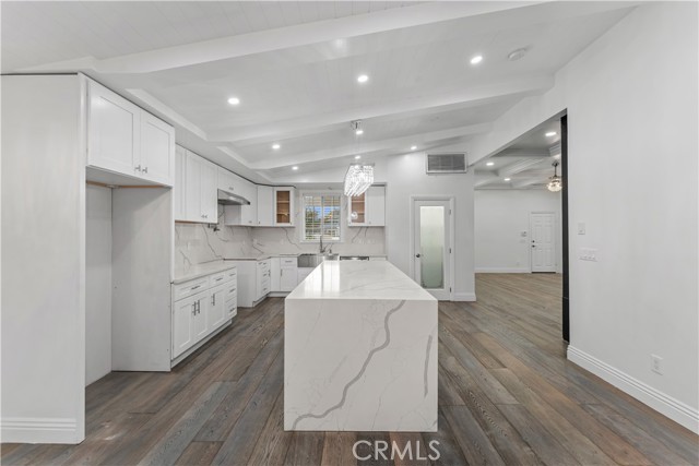 Detail Gallery Image 17 of 61 For 6418 Ringsdale Ct, Bakersfield,  CA 93313 - 3 Beds | 2/1 Baths