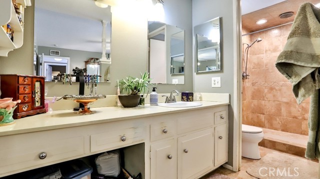 Detail Gallery Image 17 of 25 For 17819 Bay St, Fountain Valley,  CA 92708 - 4 Beds | 2/1 Baths